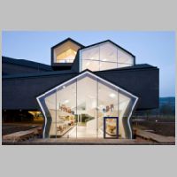 Herzog & de Meuron, VitraHaus, Weil am Rhein, Germany, (2007-2009), photo architecture-history.jpg